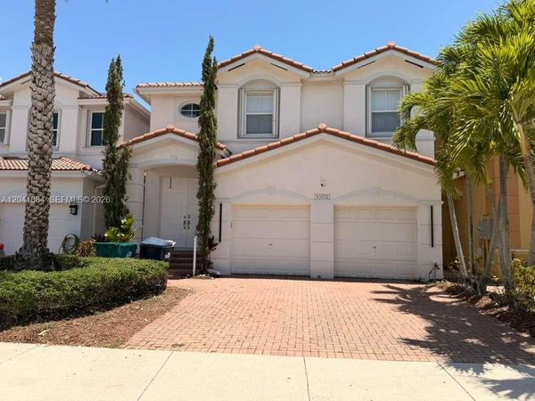 10958 NW 86th Ter , Doral, FL 33178