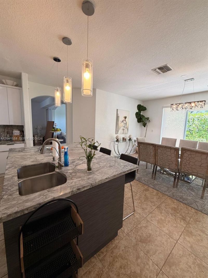 10958 NW 86th Ter , Doral, FL 33178 Photo