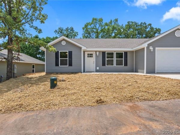 50 Walnut Court, Eldon, MO 65026