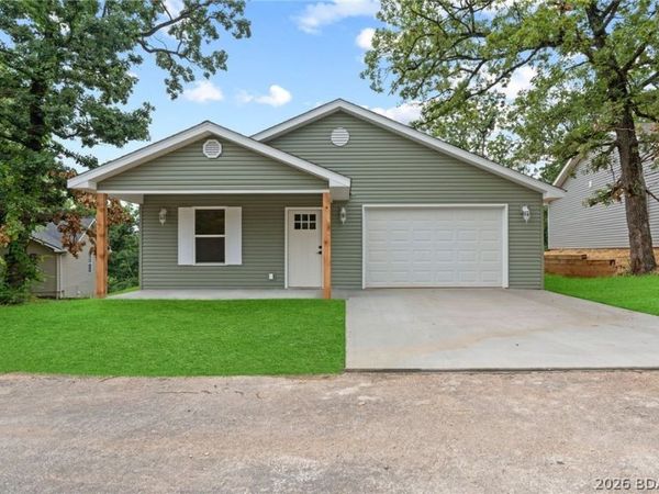 56 Walnut Court, Eldon, MO 65026