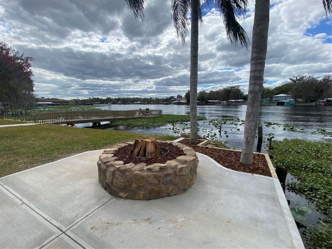 1645 Spring Garden Drive , Astor, FL 32102 Photo