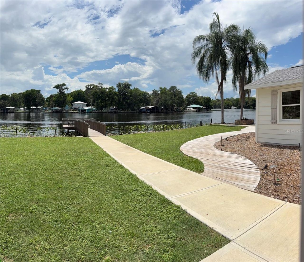 1645 Spring Garden Drive, Astor, FL 32102 Photo