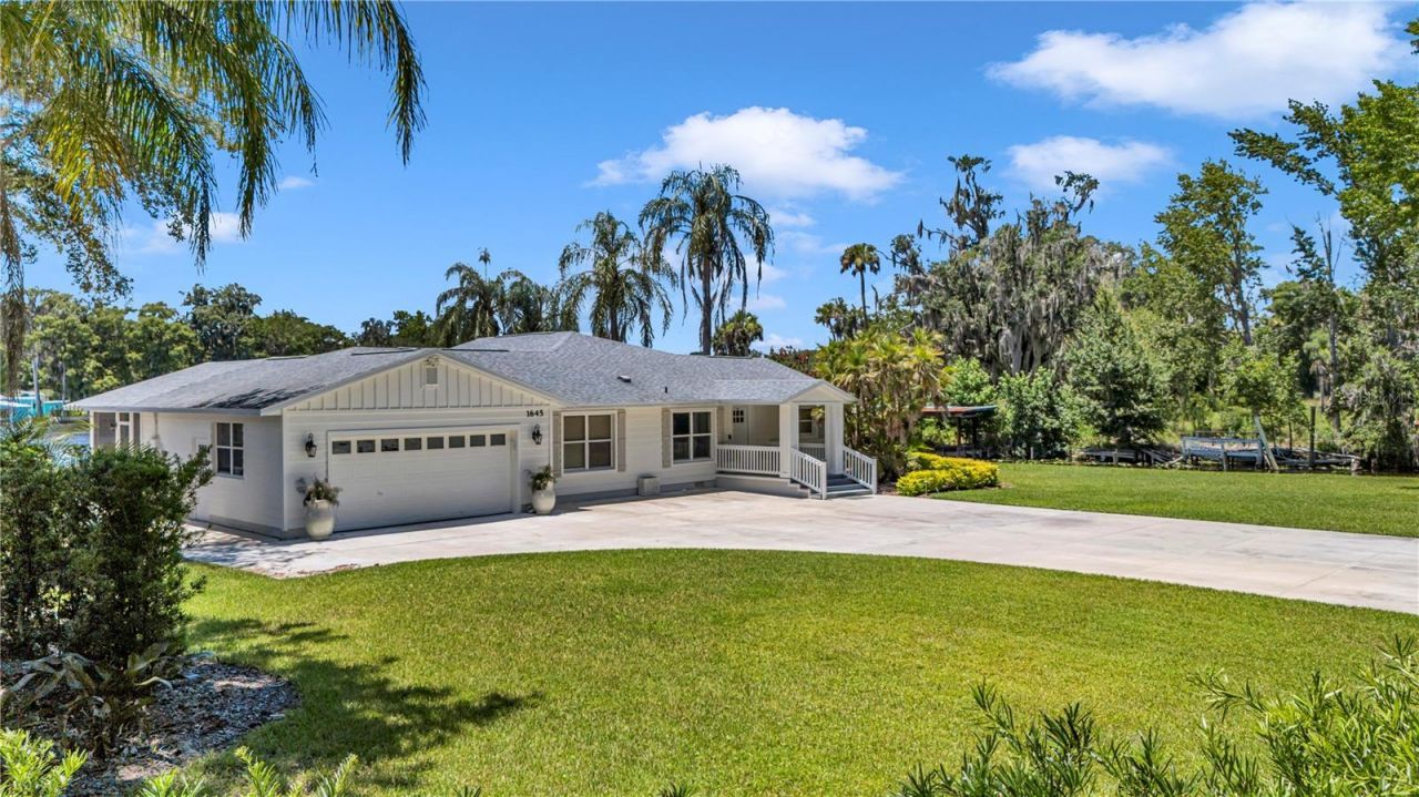 1645 Spring Garden Drive, Astor, FL 32102 Photo