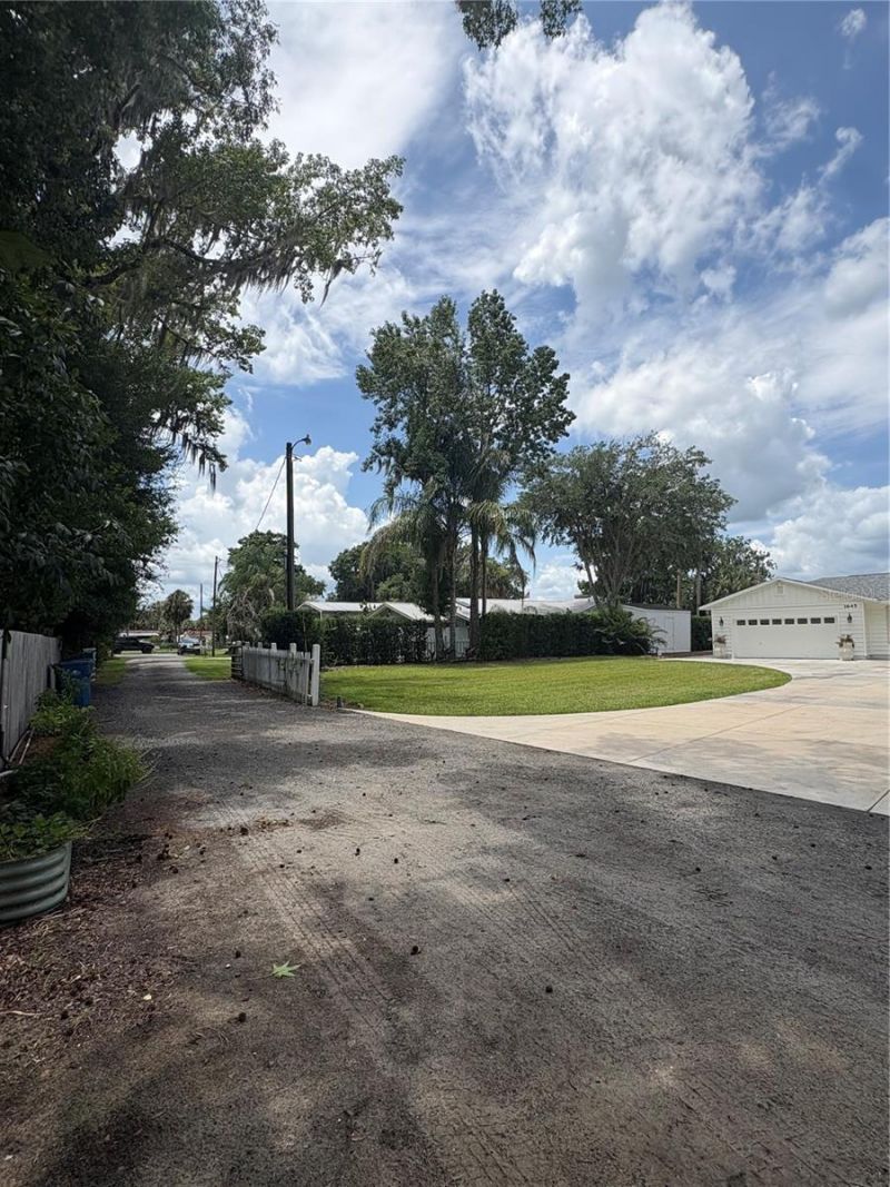 1645 Spring Garden Drive , Astor, FL 32102 Photo