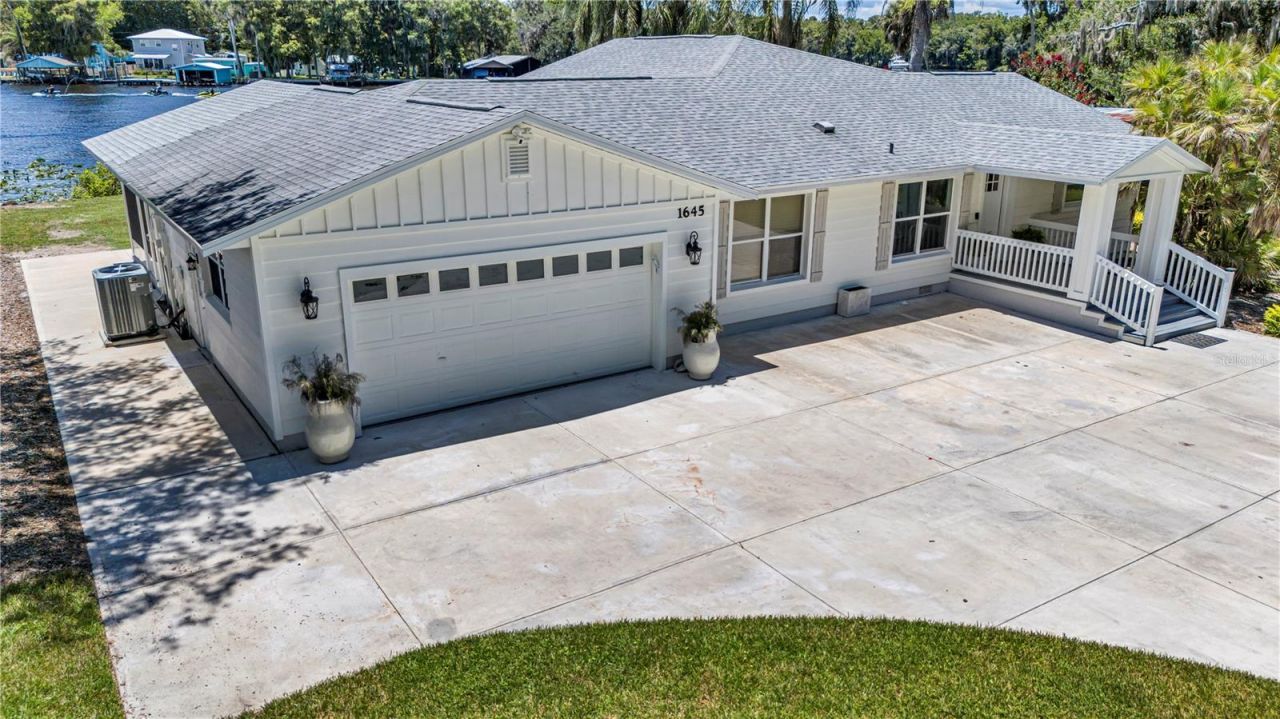 1645 Spring Garden Drive, Astor, FL 32102 Photo