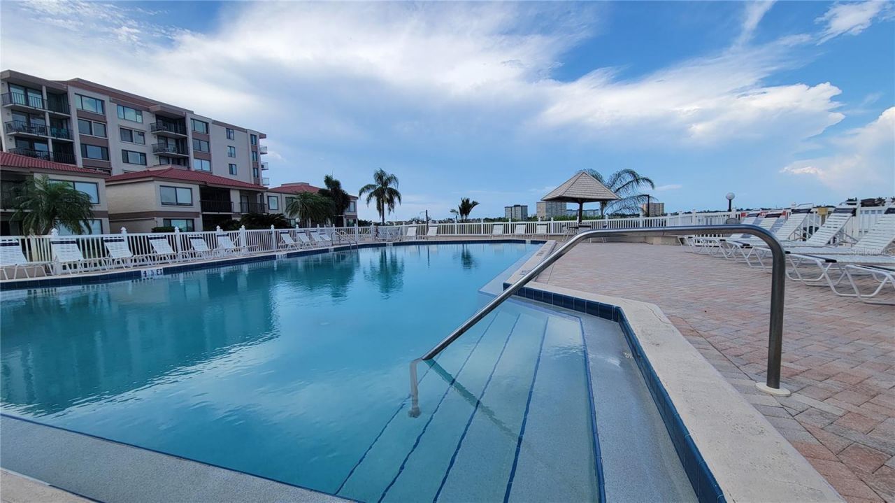 6322 Palma Del Mar Boulevard S, Unit 106, Saint Petersburg, FL 33715 Photo