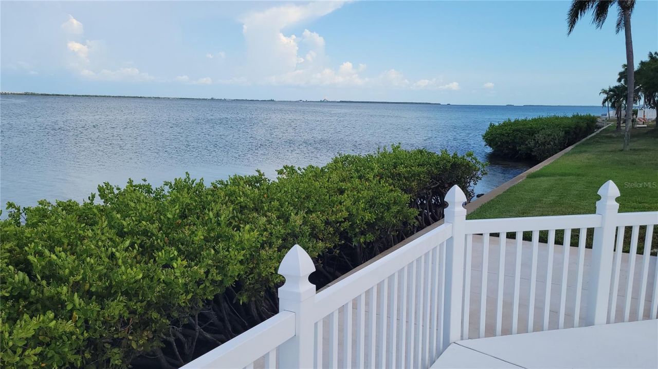 6322 Palma Del Mar Boulevard S, Unit 106, Saint Petersburg, FL 33715 Photo