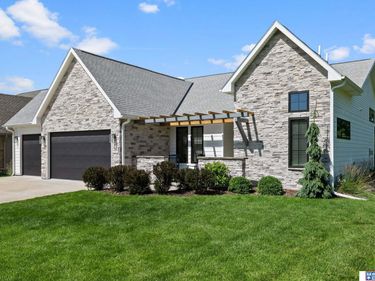 4505 Hawthorne Drive, Lincoln, NE 68516