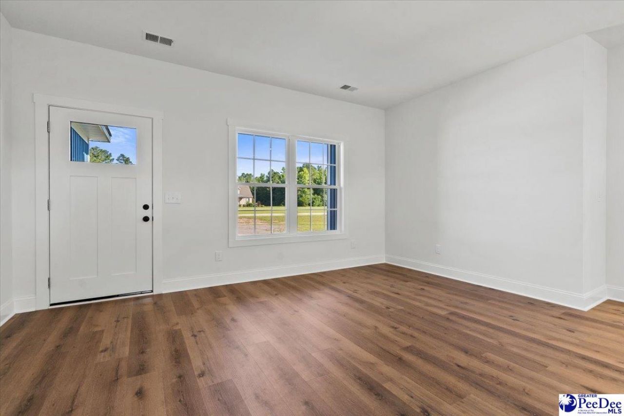 528 Camp Rd. Photo 4