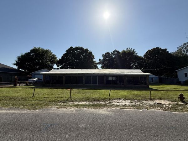 494 Aleta Avenue, Mary Esther, FL 32569