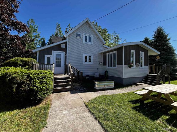 46690 Naumkeg Street, Adams Twp, MI 49905