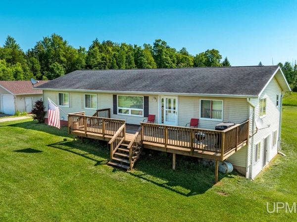 16995 Gristmill Road, Baraga Twp, MI 49908