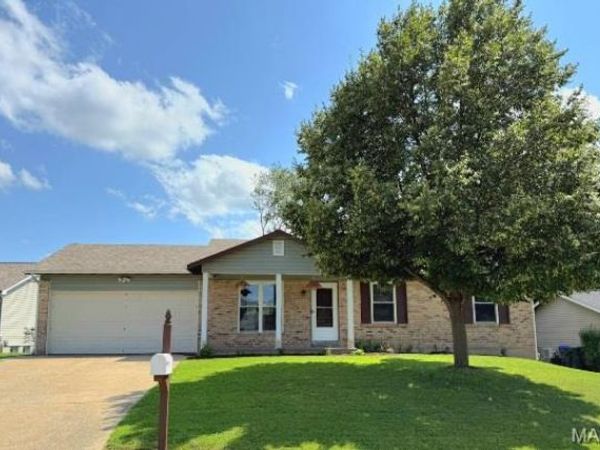 73 Harvest Brown Court, St Peters, MO 63376