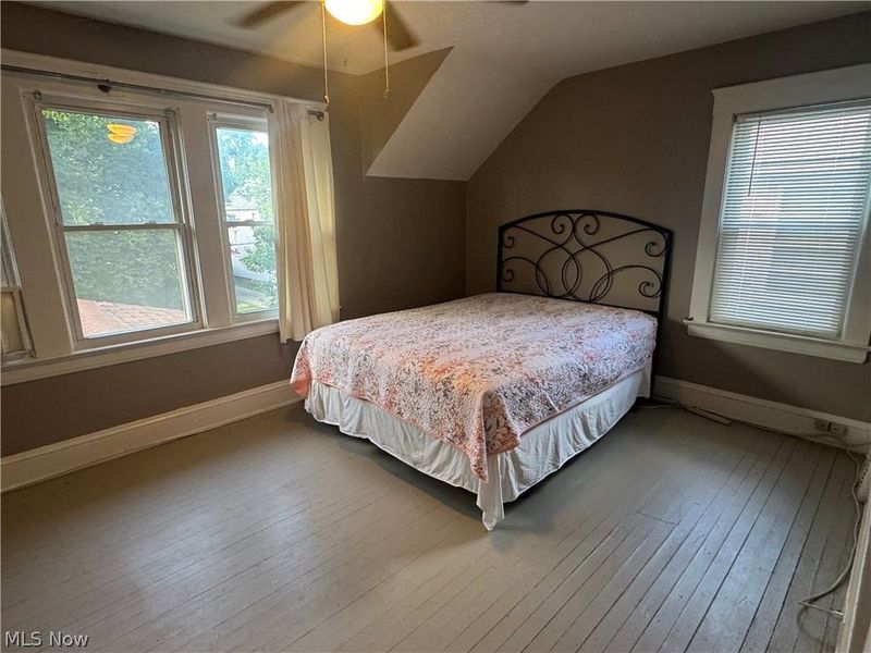 2311 Montclair Avenue, Cleveland, OH 44109 Photo 14