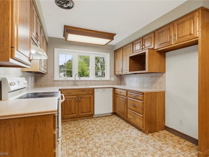 3546 Overhill Drive NW, Canton, OH 44718 Photo 16