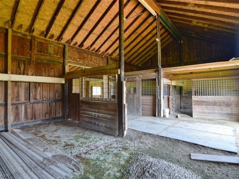 15227 Leroy Road, Thompson, OH 44086 Photo 12