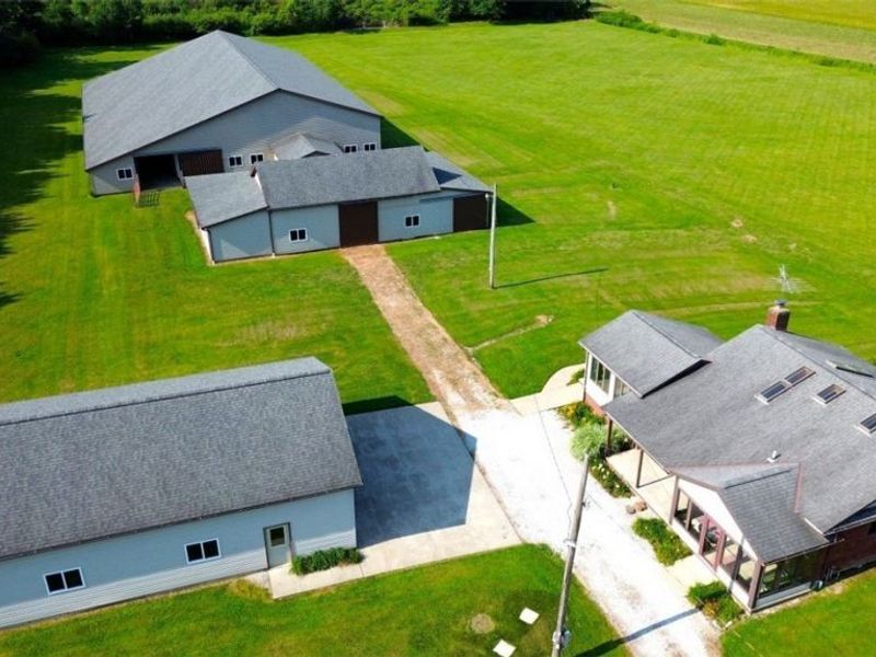15227 Leroy Road, Thompson, OH 44086 Photo 3