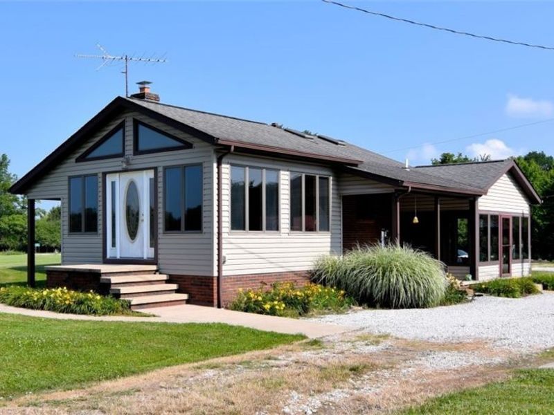 15227 Leroy Road, Thompson, OH 44086 Photo 5
