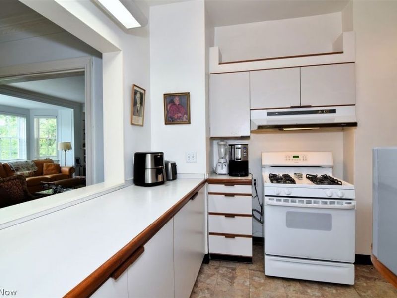 13605 Shaker Boulevard, Unit 4B, Cleveland, OH 44120 Photo 16