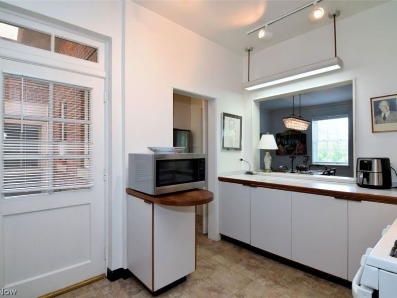 13605 Shaker Boulevard, Unit 4B, Cleveland, OH 44120 Photo 19