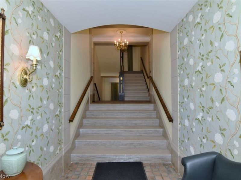 13605 Shaker Boulevard, Unit 4B, Cleveland, OH 44120 Photo 4