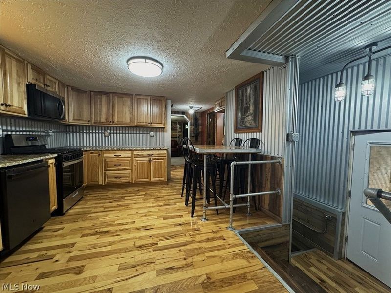 4421 State Road S, Ashtabula, OH 44004 Photo 9