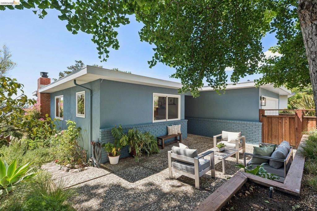 2325 Carquinez Ave, El Cerrito, CA 94530 Main Photo