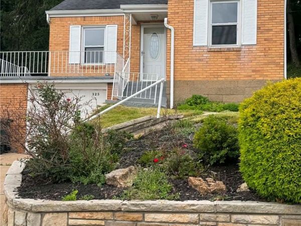 325 Outlook , Pittsburgh, PA 15227