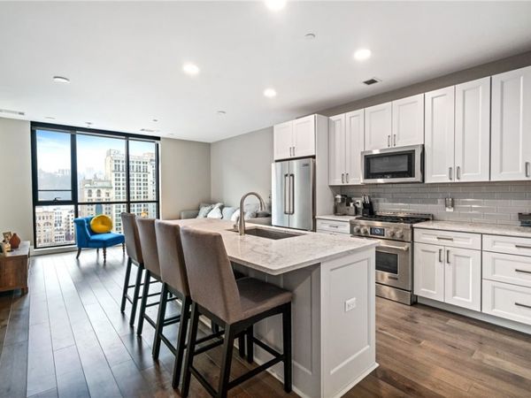 350 Oliver Ave , Unit 1303, Pittsburgh, PA 15222