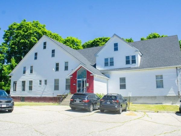 3 Saenger St, Dudley, MA 01571