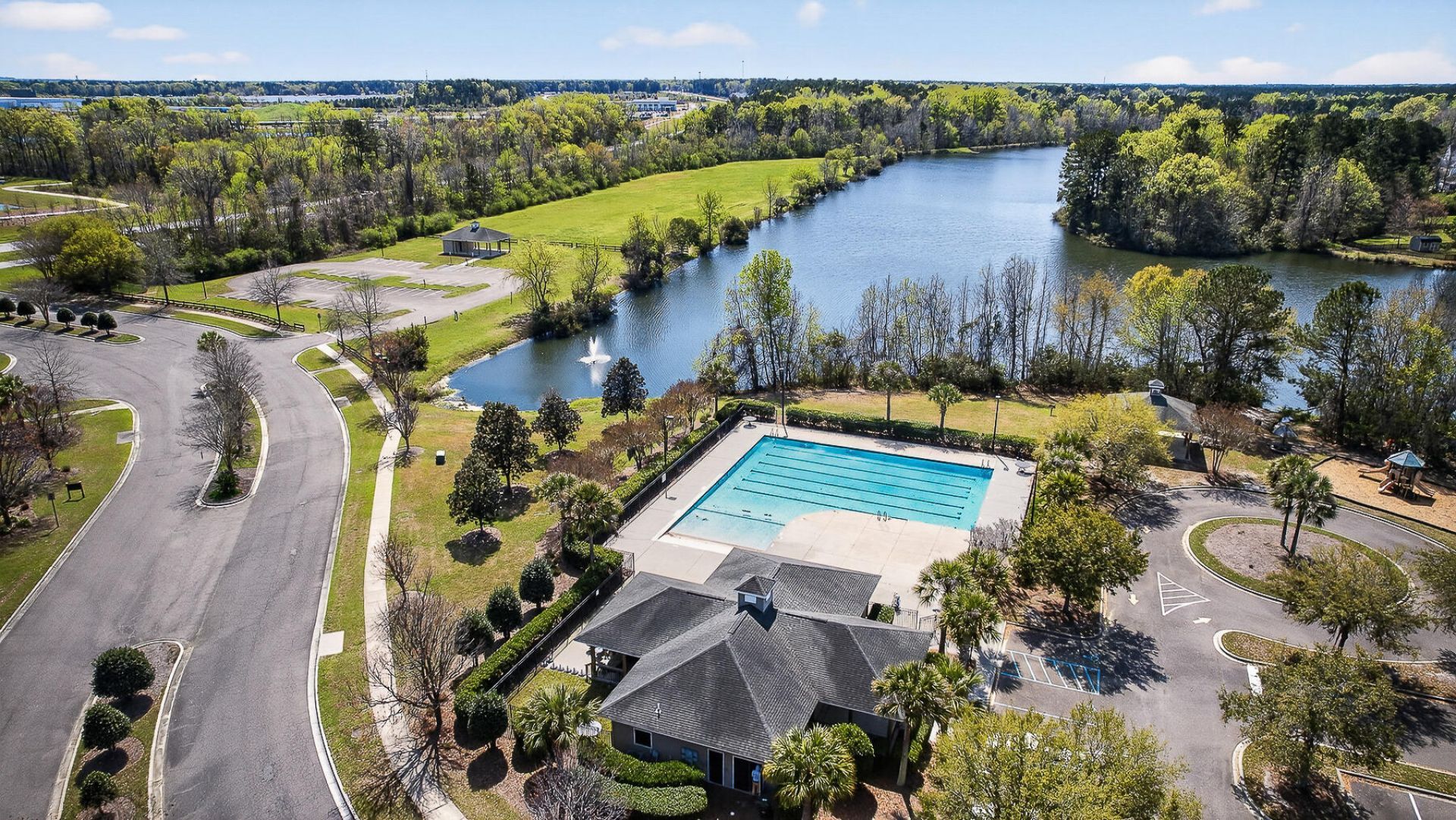 677 Silver Moss Drive Photo 105