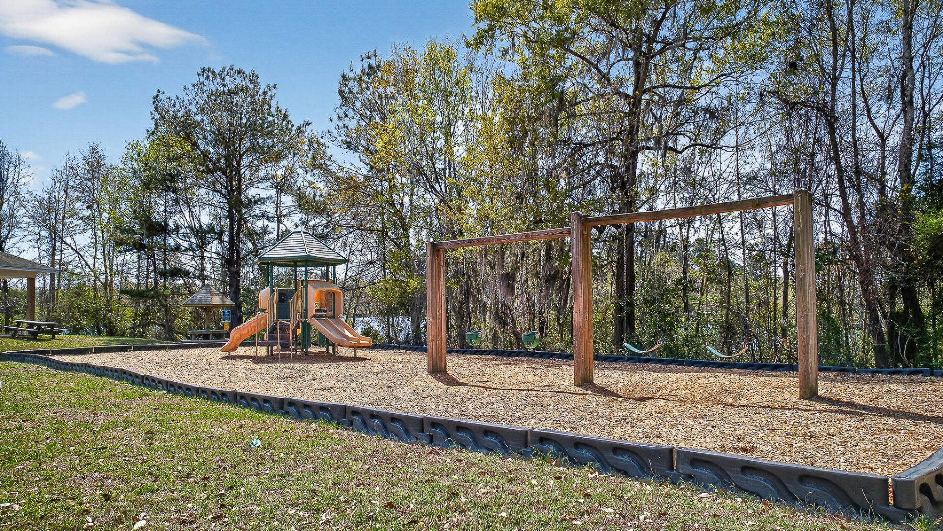 677 Silver Moss Drive Photo 107