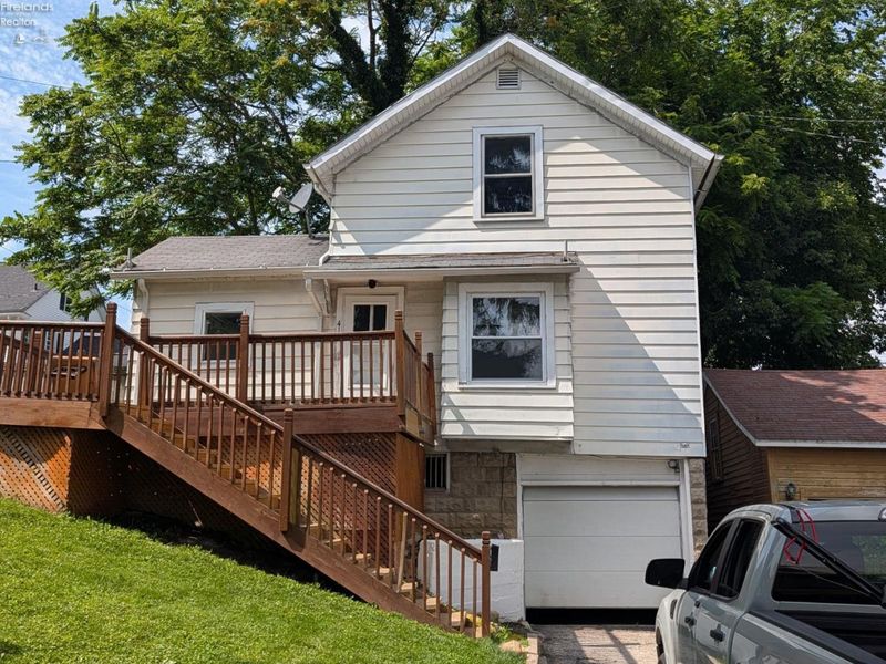 412 Ewing Street, Fremont, OH 43420 Photo 1