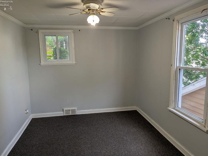 412 Ewing Street, Fremont, OH 43420 Photo 3