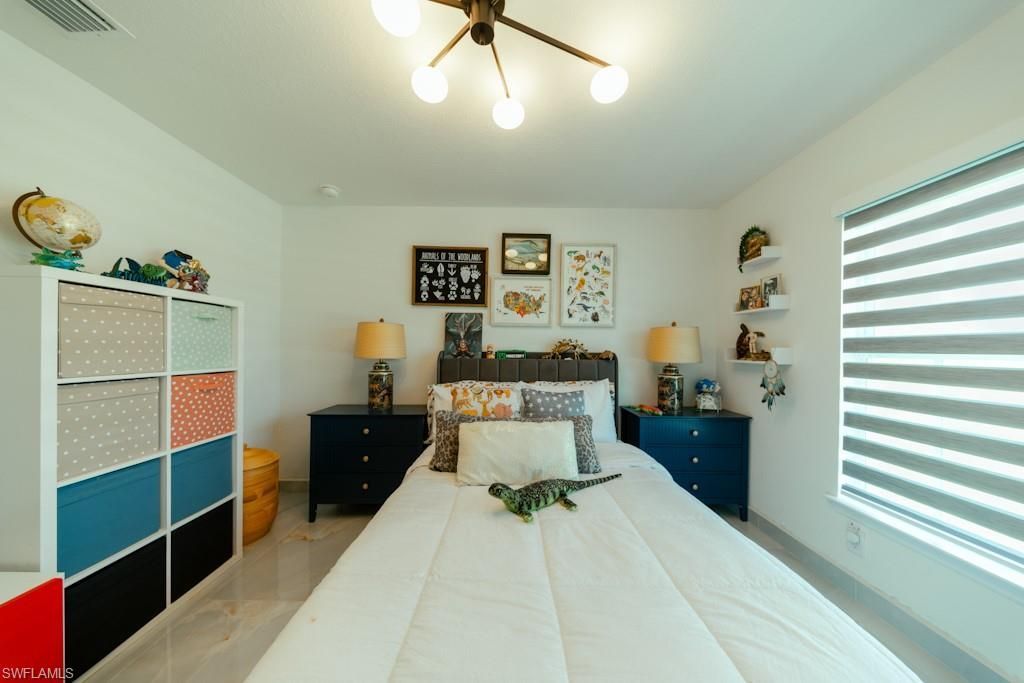 2003 NE 6th Ave, Cape Coral, FL 33909 Photo