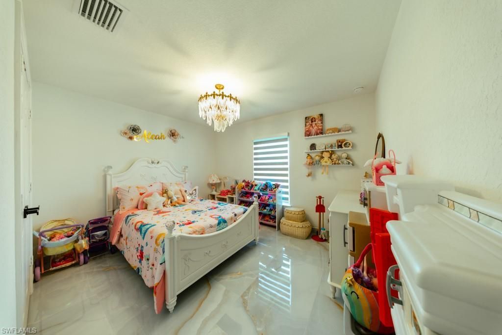 2003 NE 6th Ave, Cape Coral, FL 33909 Photo