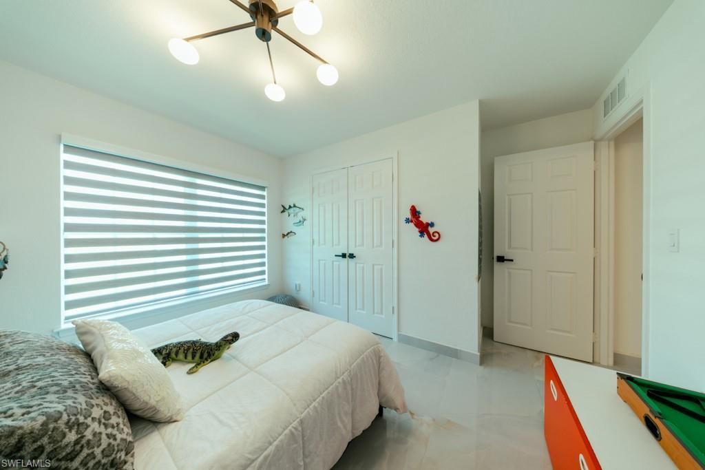 2003 NE 6th Ave, Cape Coral, FL 33909 Photo