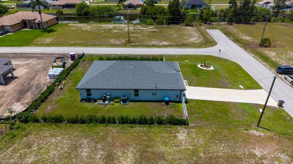2003 NE 6th Ave, Cape Coral, FL 33909 Photo