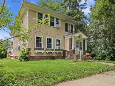 1917 Newton Avenue N, Minneapolis, MN 55411