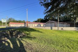 1307 N U.s. Highway 52  photo 4