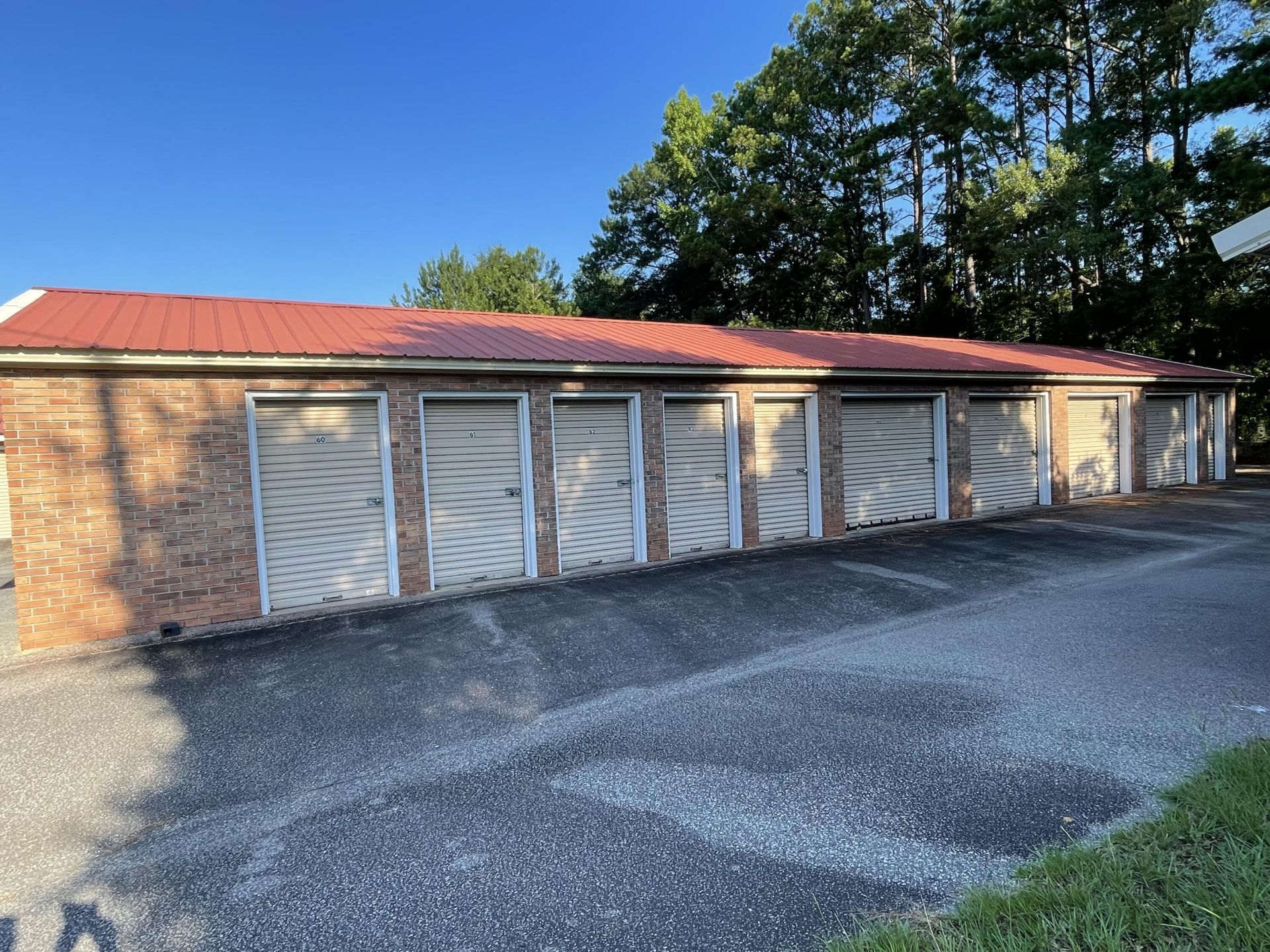 1307 N U.s. Highway 52  Photo 8