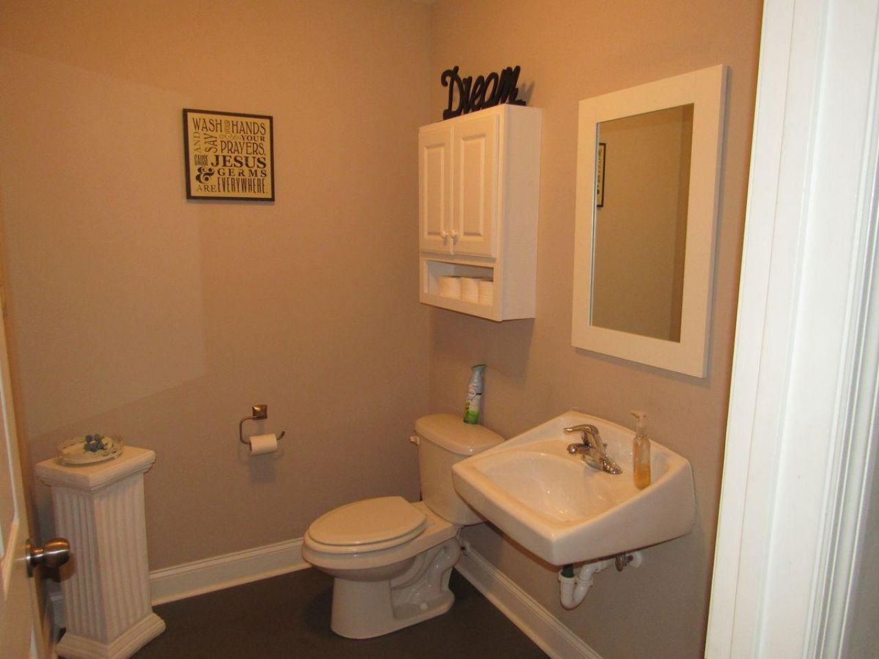 108 Greenland Drive  Photo 10