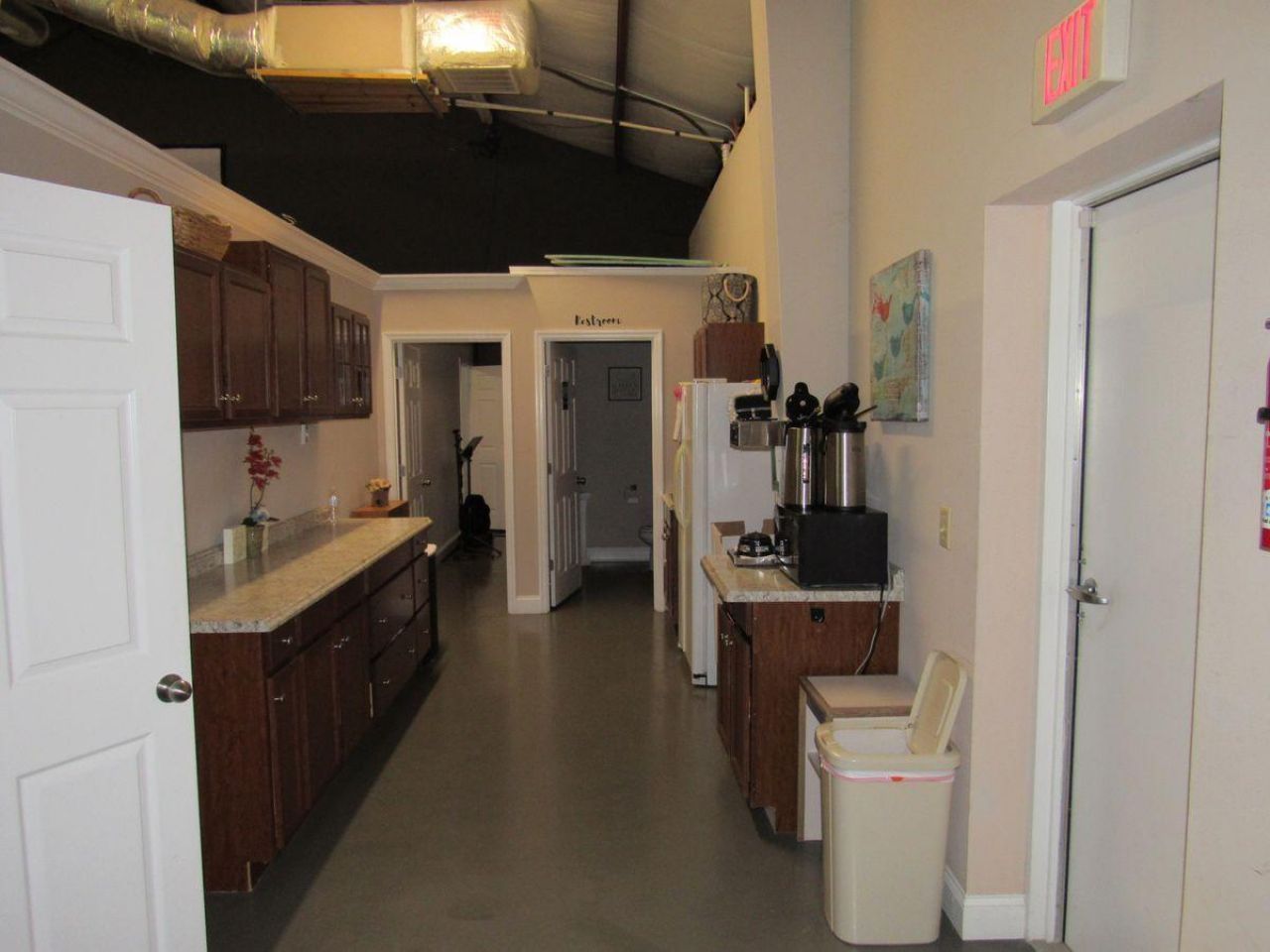 108 Greenland Drive  Photo 7