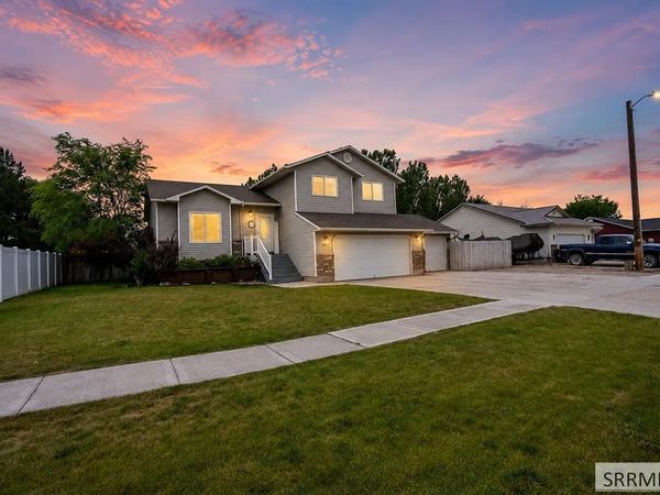 4130 E Forest Glen Drive, AMMON, ID 83406
