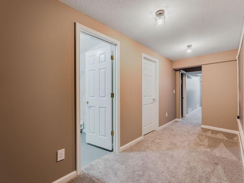 6961 Whitetail Lane, Westerville, OH 43082 Photo 69