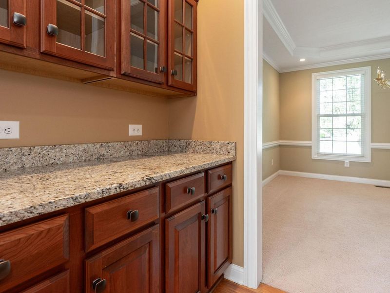 5816 Heritage Lakes Drive, Hilliard, OH 43026 Photo 13