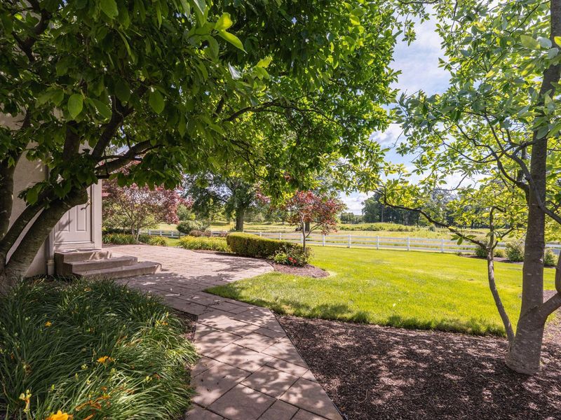 5816 Heritage Lakes Drive, Hilliard, OH 43026 Photo 37