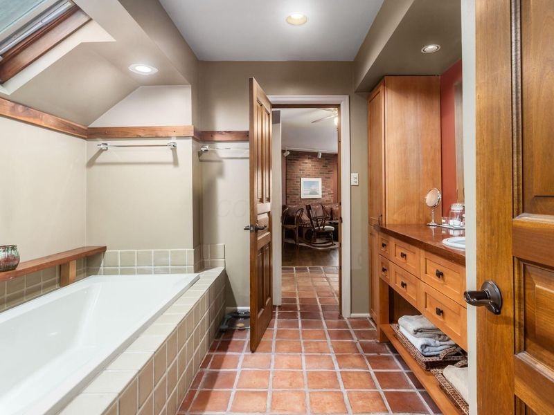 1164 Parkway Drive, Columbus, OH 43212 Photo 19