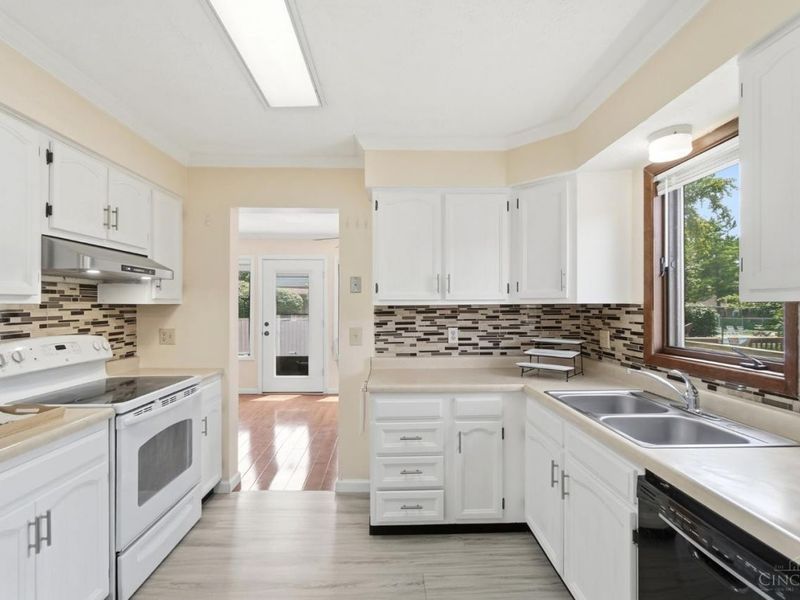 7545 Welsley Trace, Unit 28, West Chester, OH 45069 Photo 17