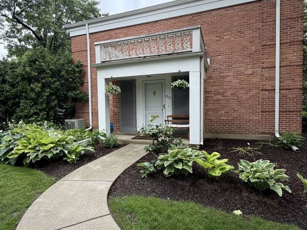 1531 Palmgren Drive , Glenview, IL 60025